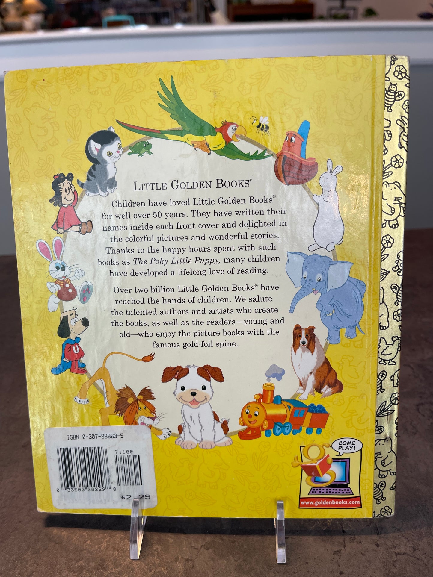 Little Golden Book "Barbie in the Spotlight"