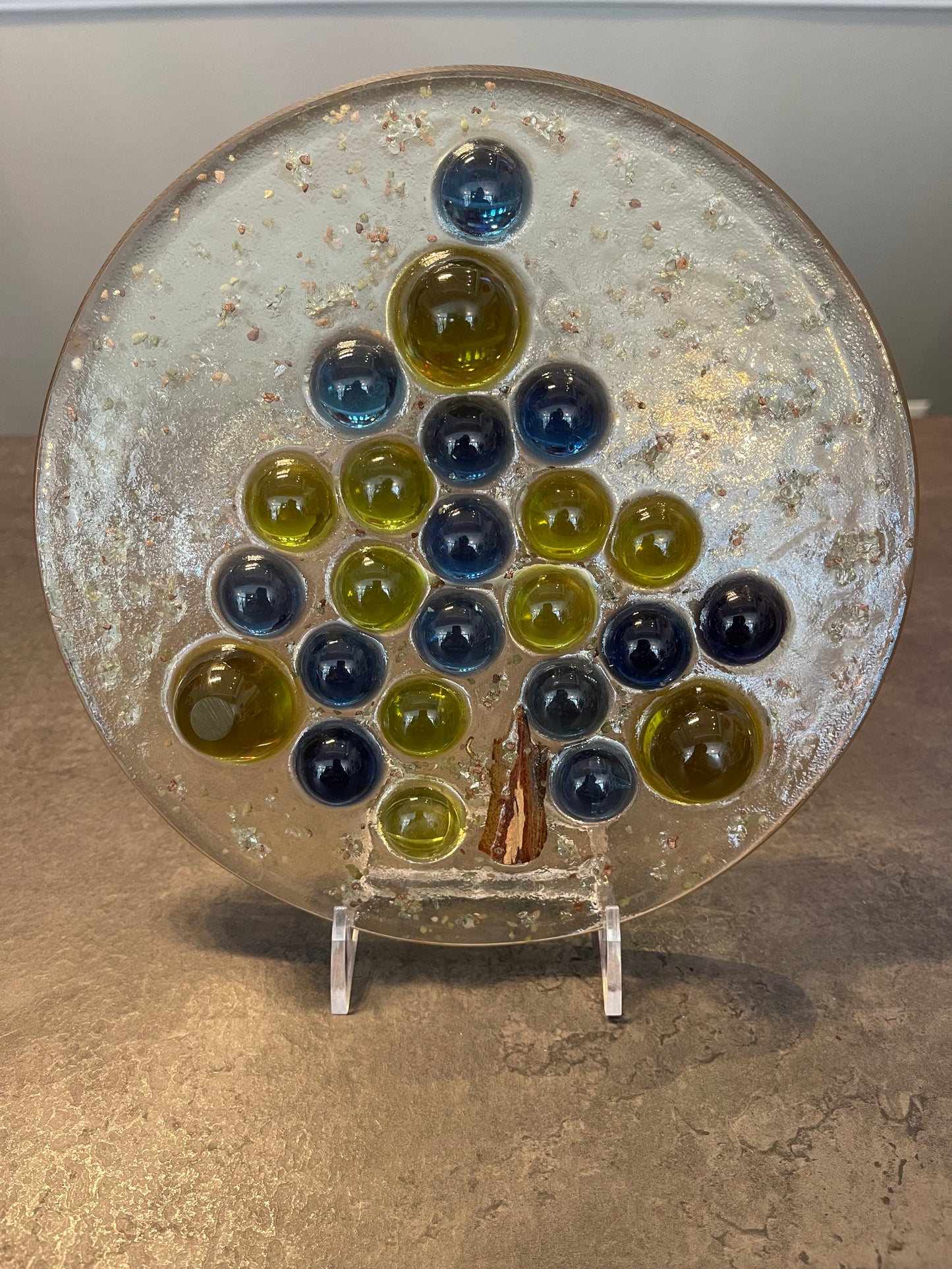 Lucite Grape Trivet