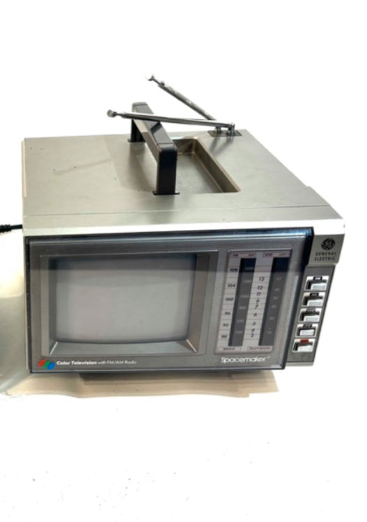 GE Spacemaker TV Radio (Works)