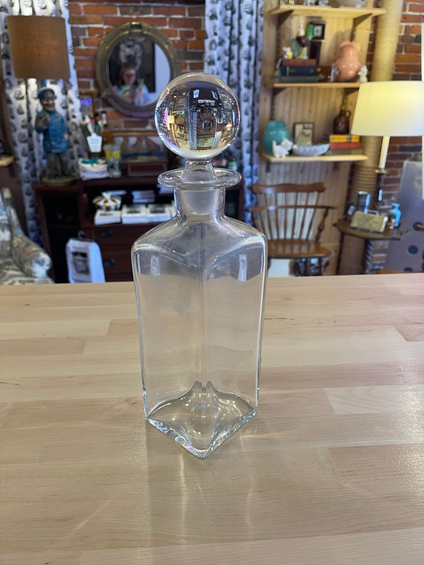 Decanter with Ball Stopper