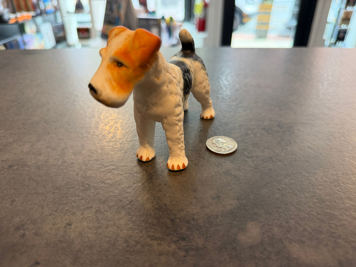 Pointing Terrier Figurine
