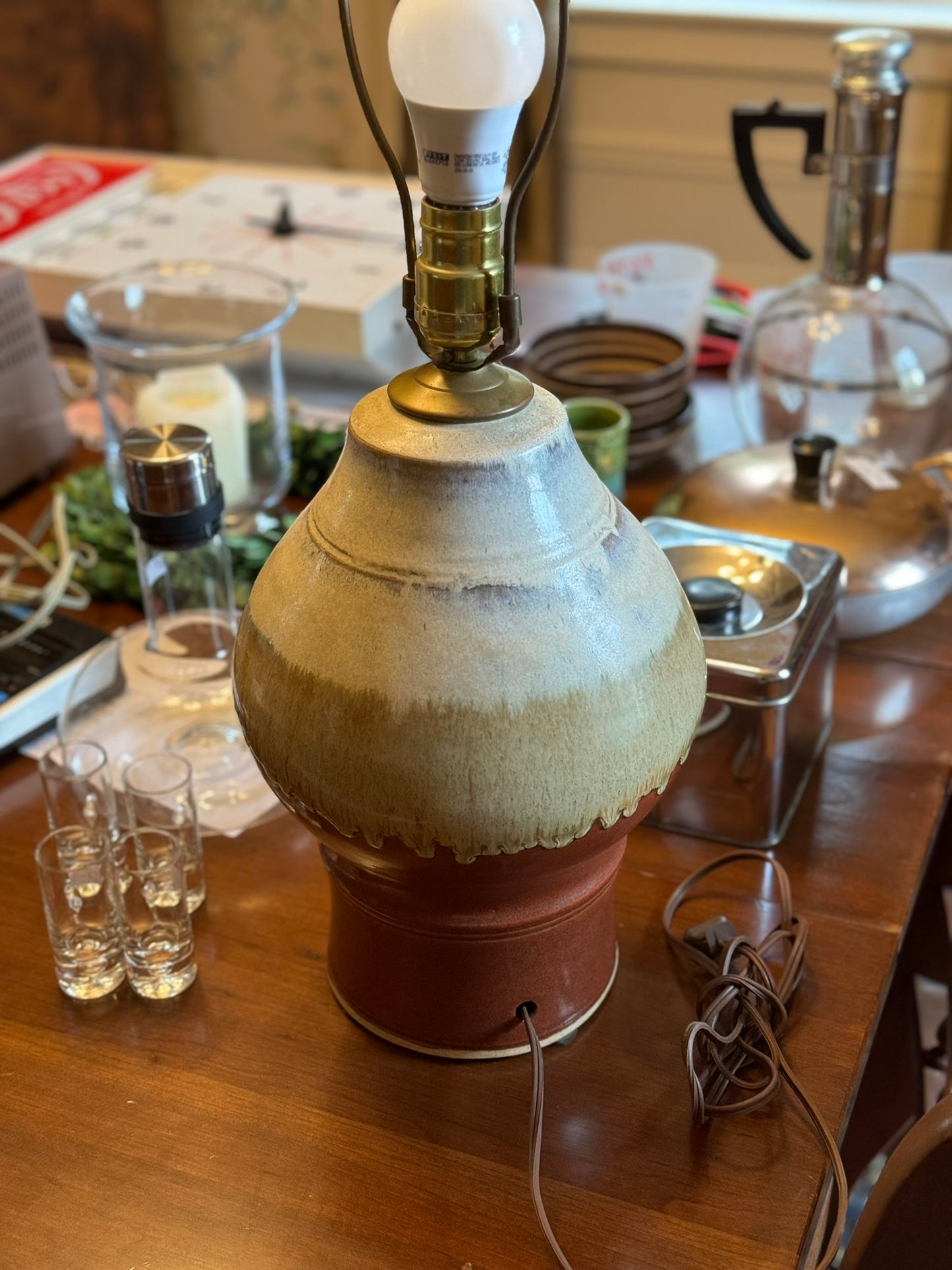 Brown/White Glazed Lamp