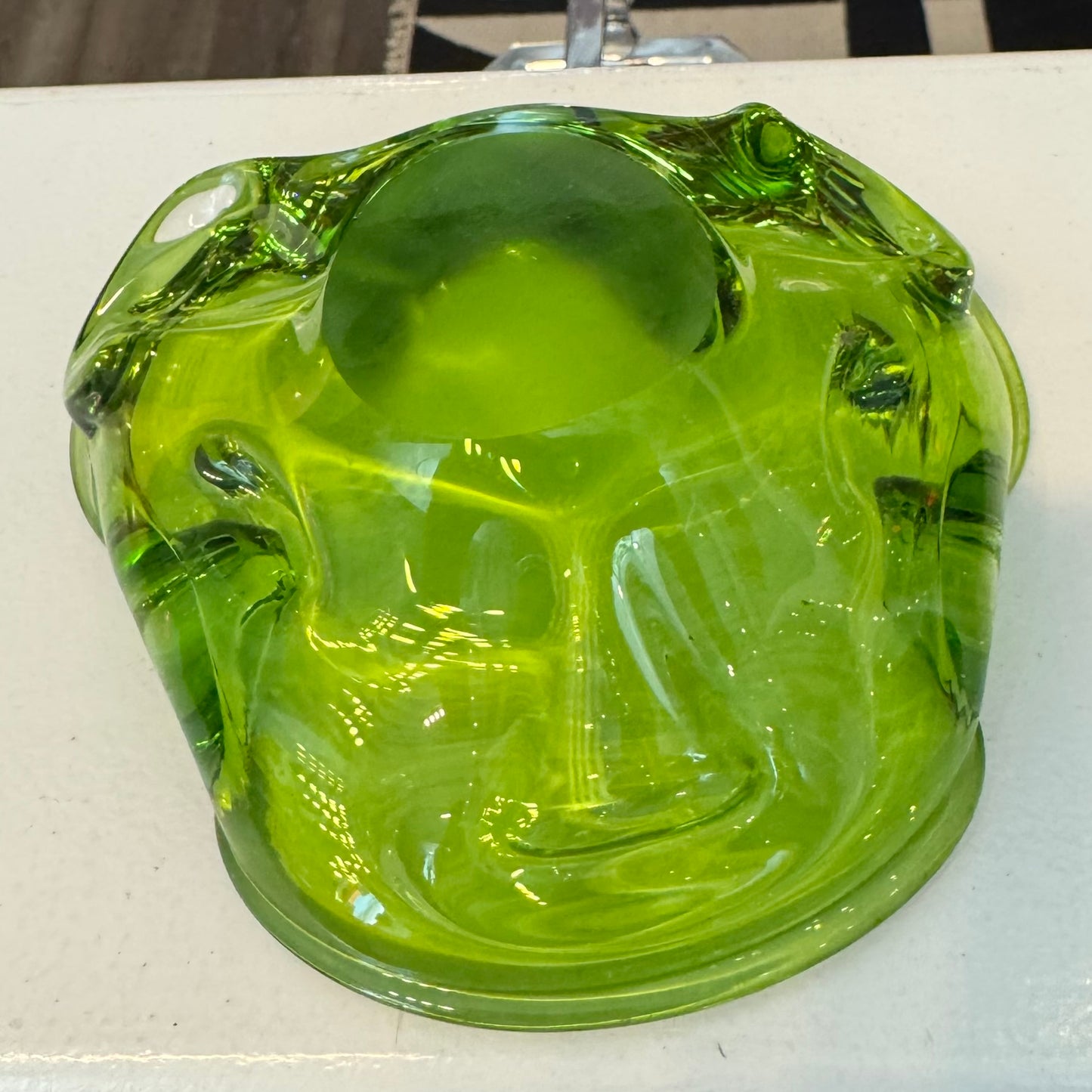 Art Glass Bowl Candy Dish/Ashtray Green 6" Across