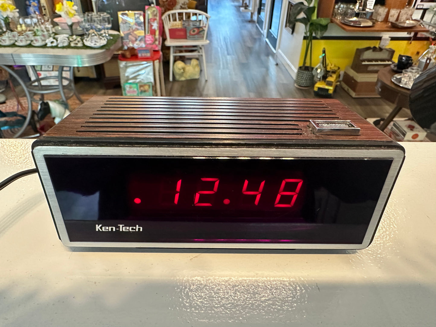 Ken-Tech Old School Alarm Clock
