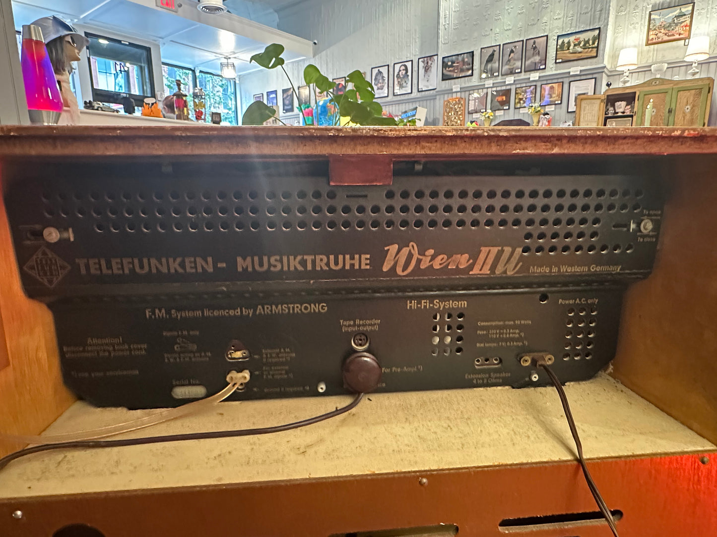 Wien Telefunken AM/FM/Shortwave with Record Player