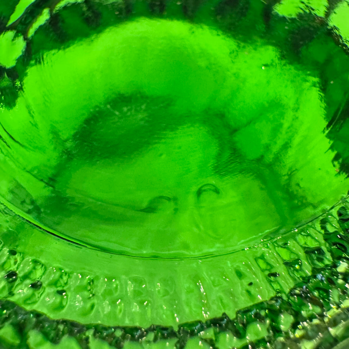 Green Glass Vase 5"