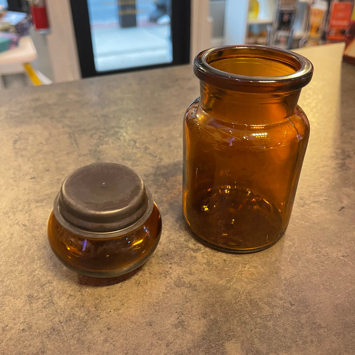 5.5” Brown Bubble Top Apothecary Jar
