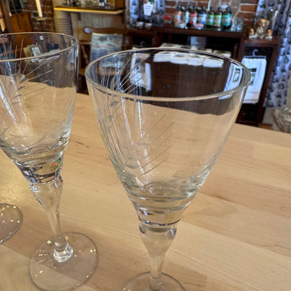 Set of 4 Etched Wheat Pattern Cordial Glasses (6")