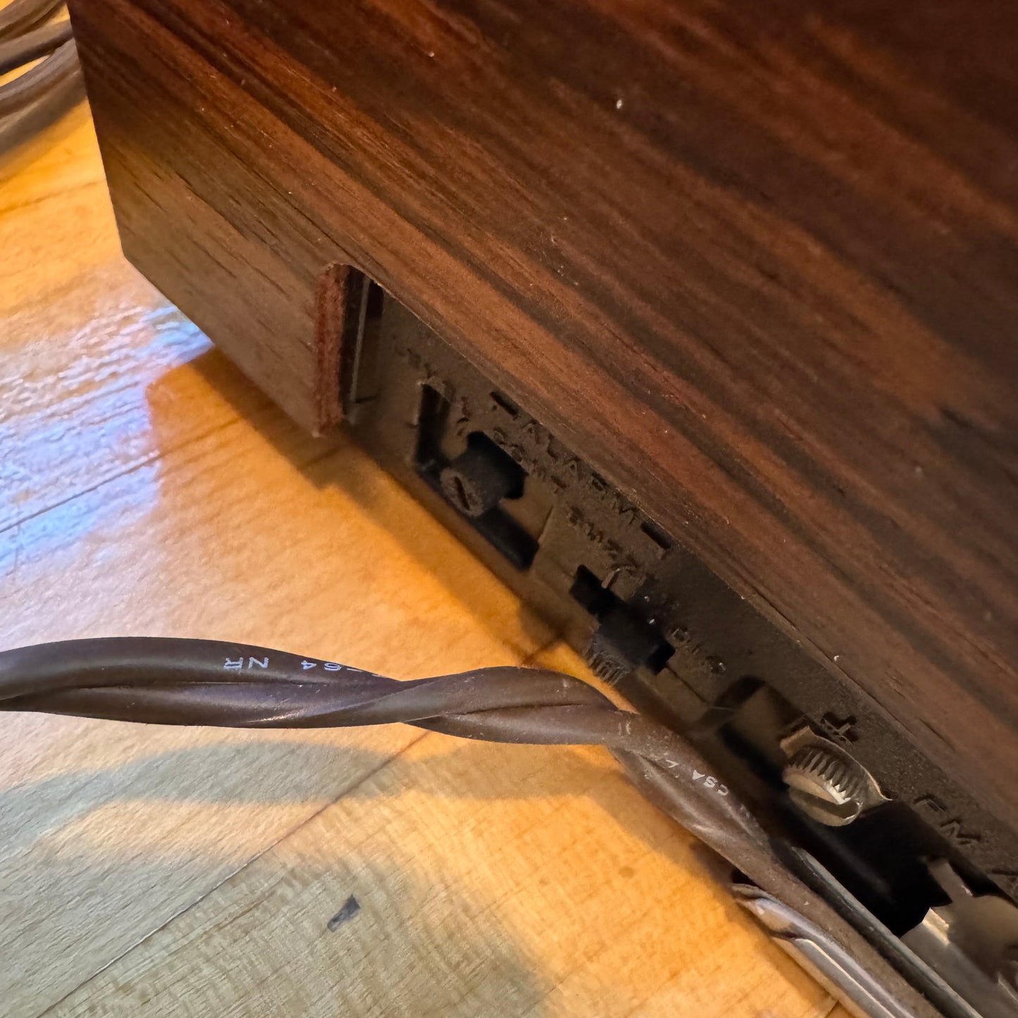 Vintage 1970s Sony Digimatic Litetime AM/FM Clock Radio Faux Woodgrain