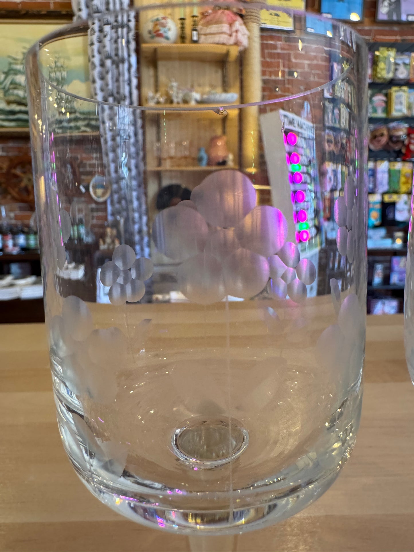 Set of 5 Etched Flower Pattern Wine Glasses 6.75"