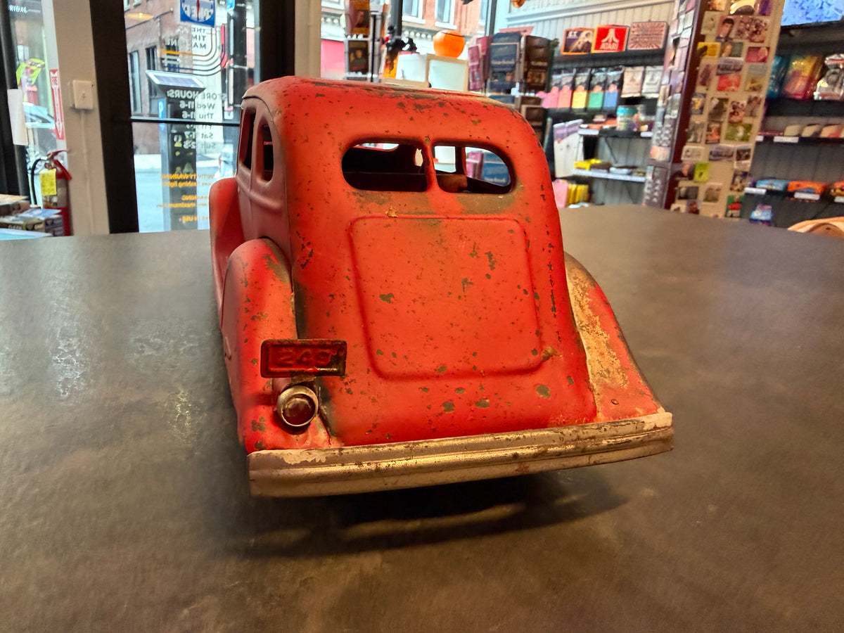 1930s Wyandott Pressed Steel LaSalle Sedan