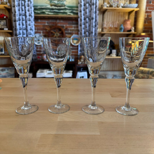 Set of 4 Etched Wheat Pattern Cordial Glasses (6")