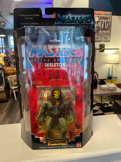 MOTU 2000 Skeletor Limited Edition