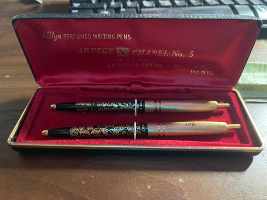 Set of Perfumed Writing Pens