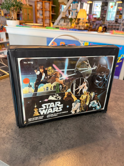 1977 Rare Billingual Star Wars Carrying Case with French Subtitles