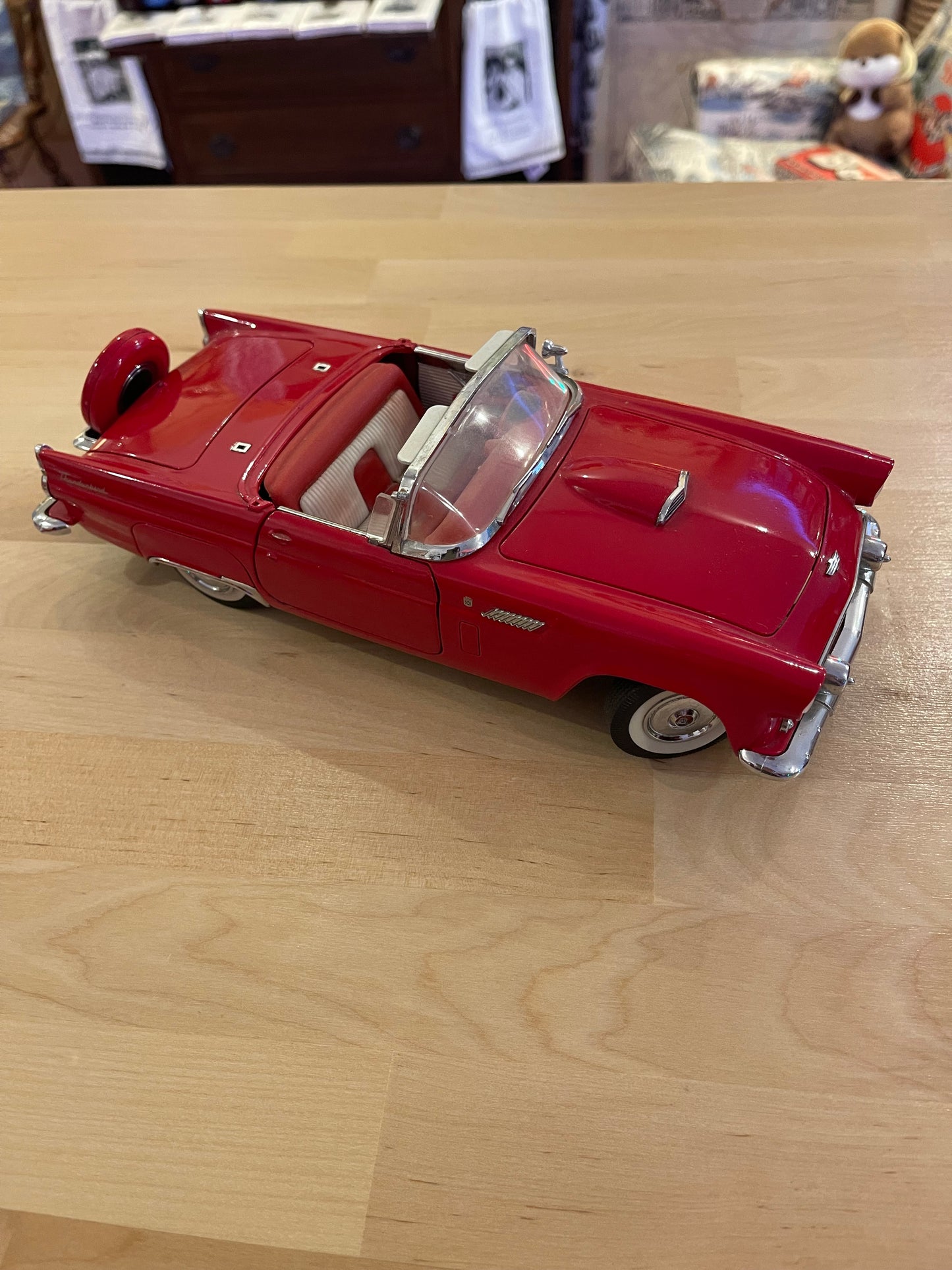 Vintage Testors 1:24 Scale 1956 Ford Thunderbird Convertible