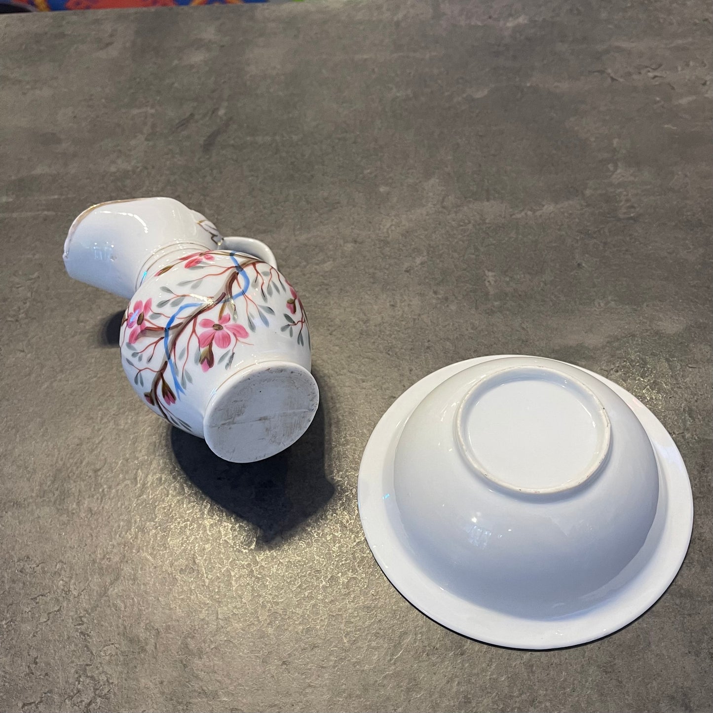 Small Porcelain Pitcher with Basin Set