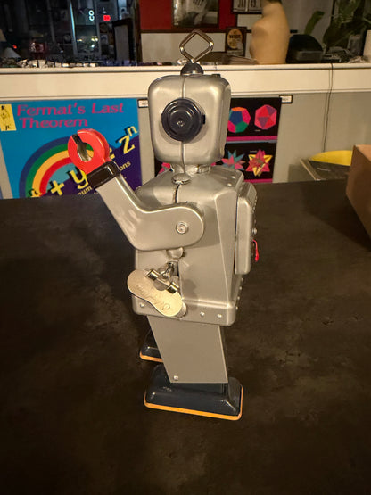 Sparkling Mike Robot