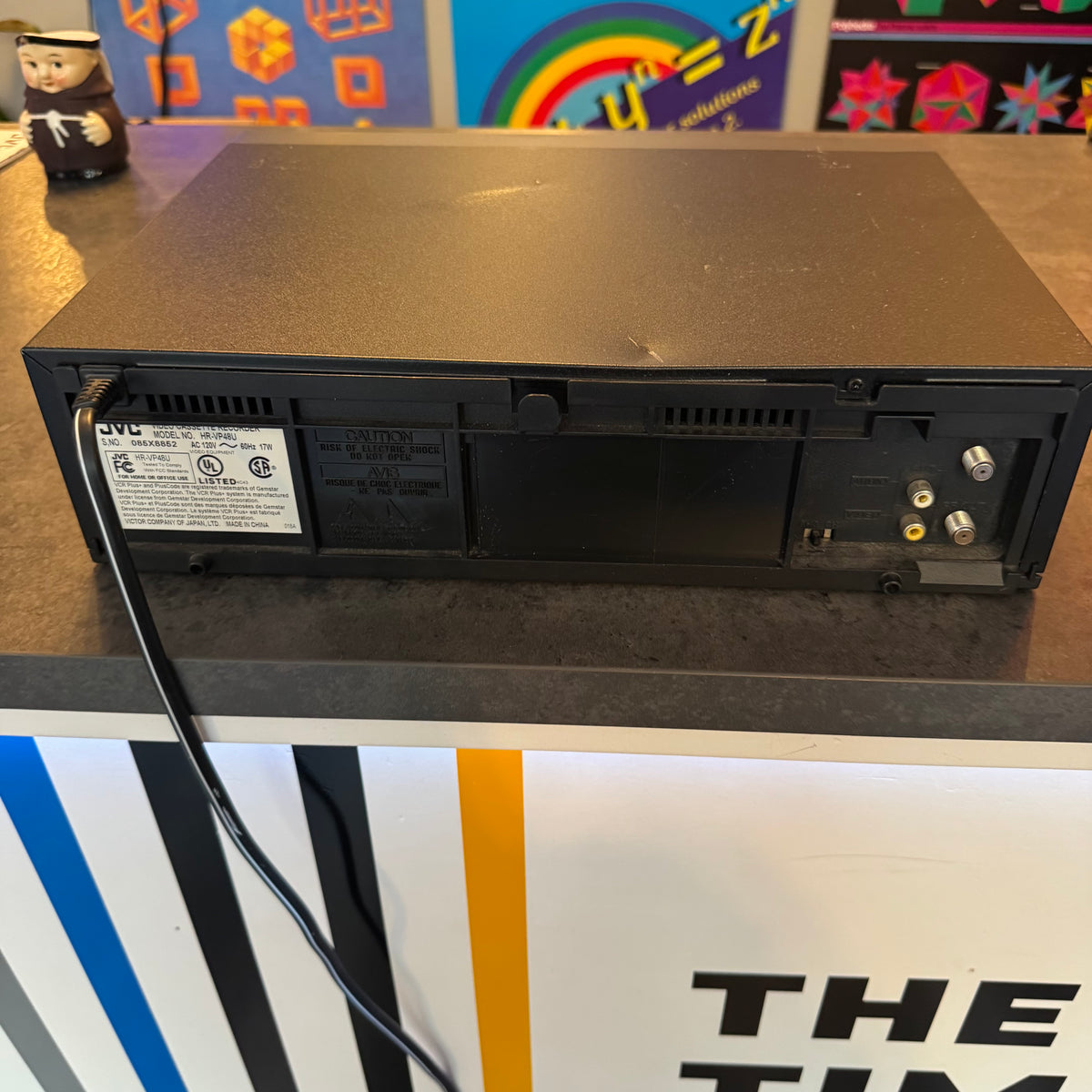 JVC HR-VP48U VCR with Remote
