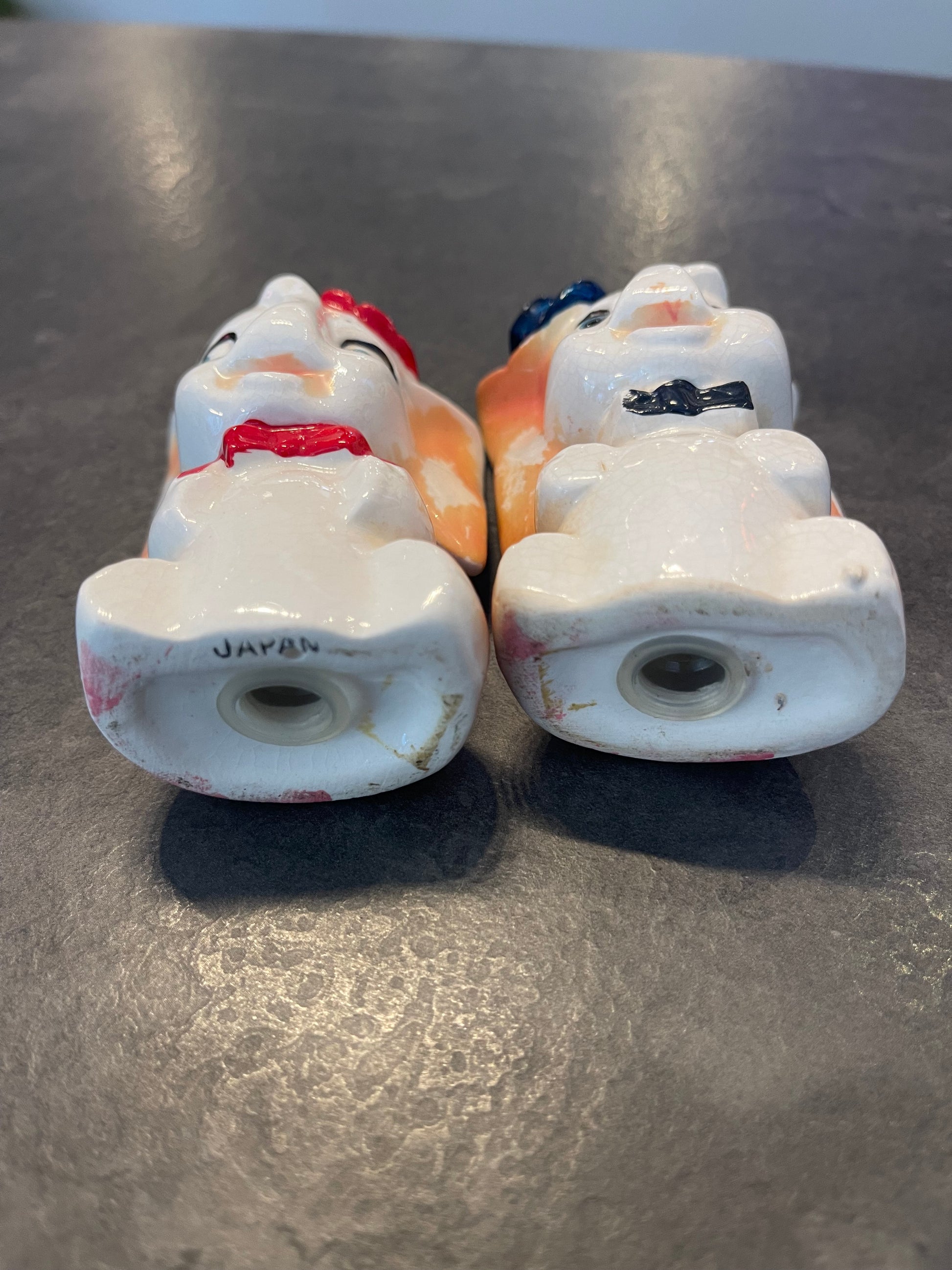 Elephant Couple Salt and Pepper Shakers