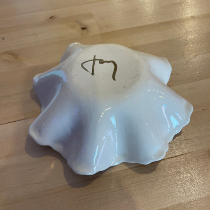 Ceramic Ruffle Doily Bowl