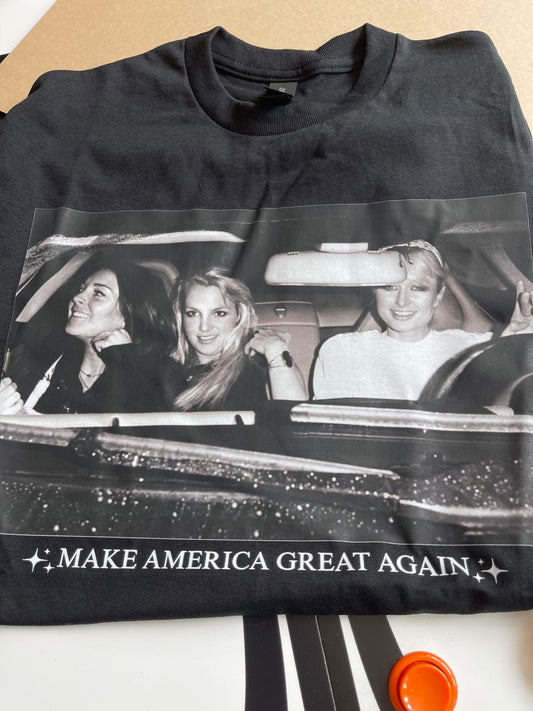 Lilo Brit Paris MAGA T-Shirt