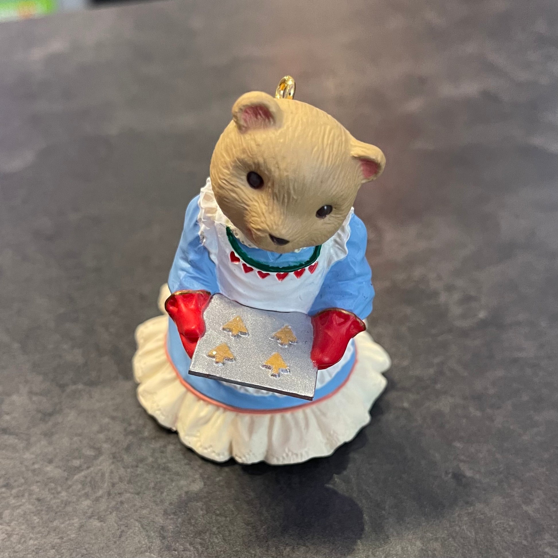 Hallmark Bearingers of Victoria Circle Set