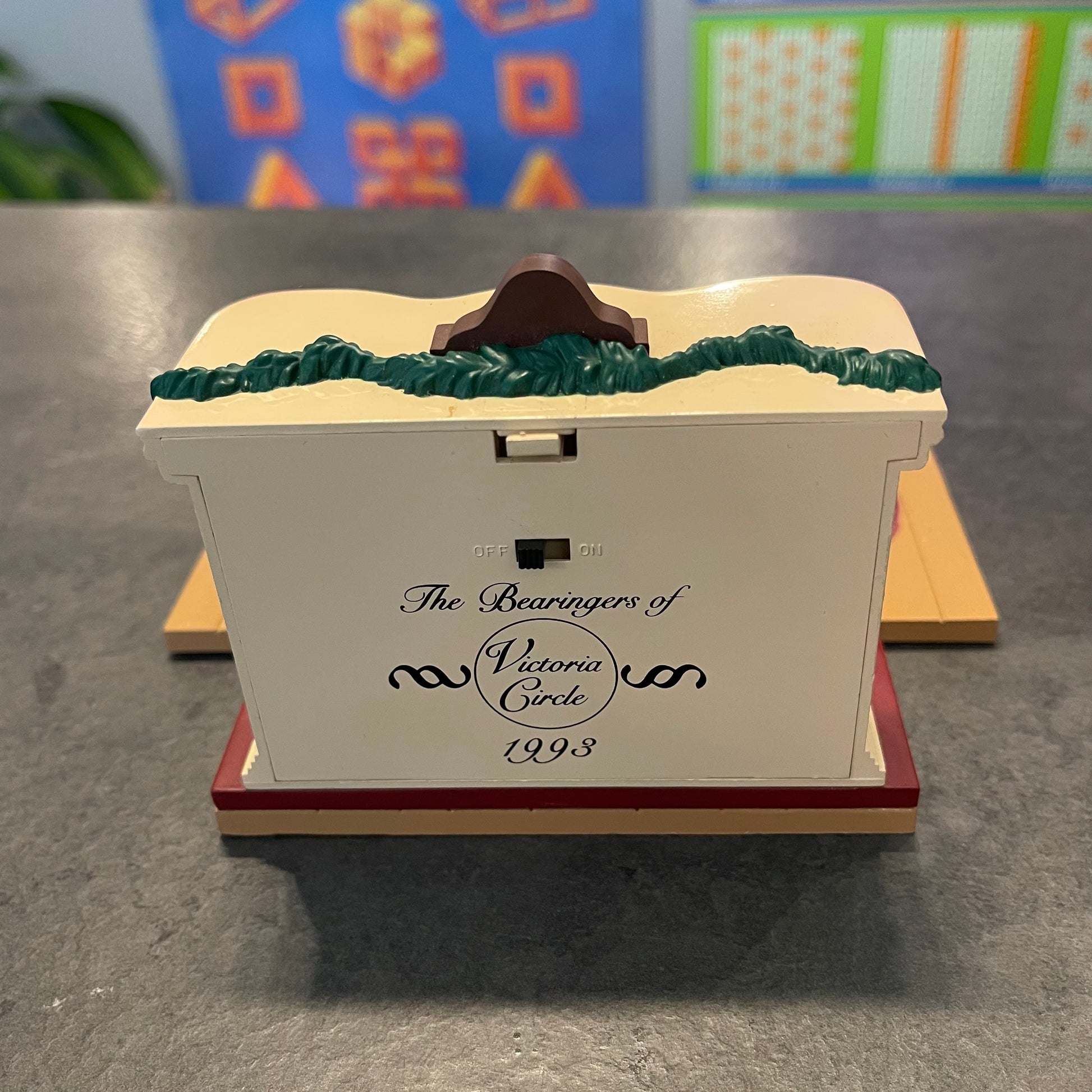 Hallmark Bearingers of Victoria Circle Set