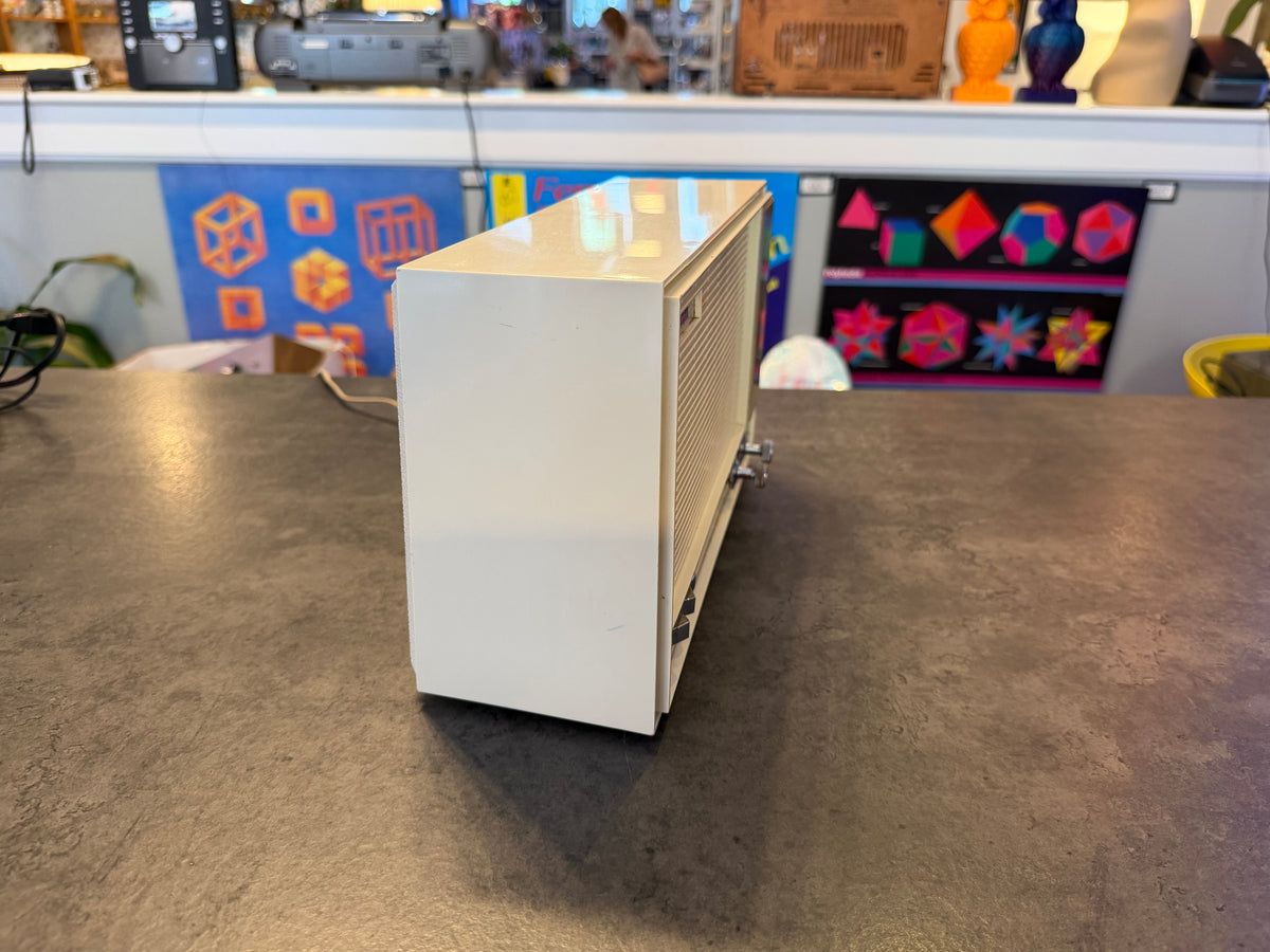 General Electric "GE" Tabletop AM/FM Radio T-2230A