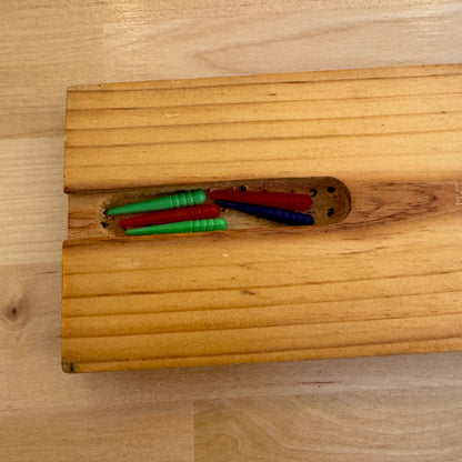 Cribbage Board w/5 pegs