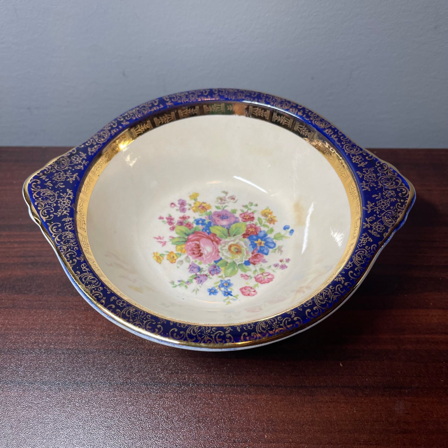 Set of 4 Blue Aristocratic Bowls