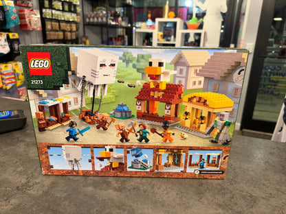 Lego Minecraft The Ghast Balloon Village Attack (21273)