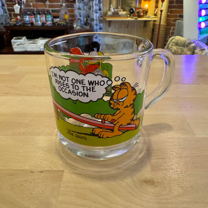 Garfield "Not One Who Rises to the Occasion" Vintage McDonald's Glass Mug