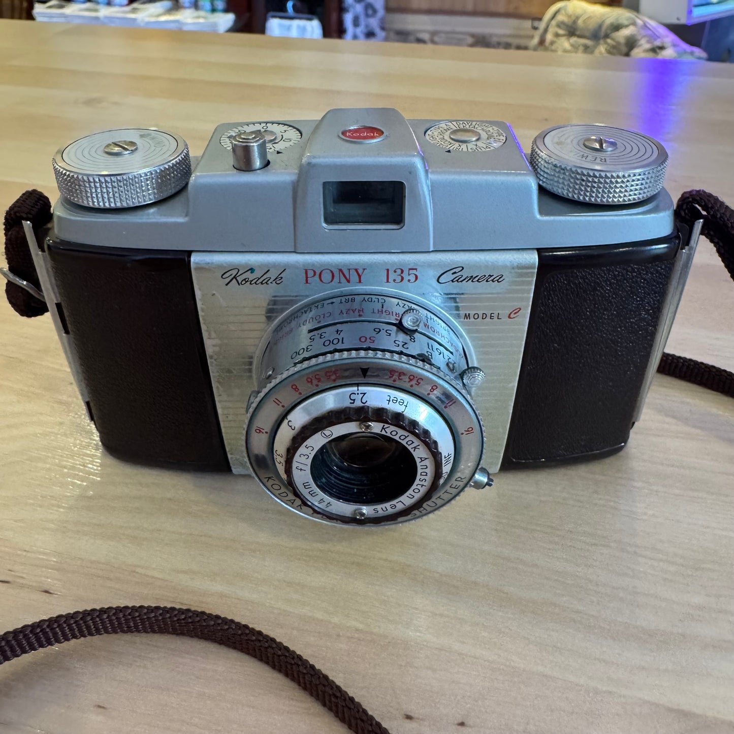 Working Kodak Pony 135 Viewfinder Camera & Brown Leather Field Case