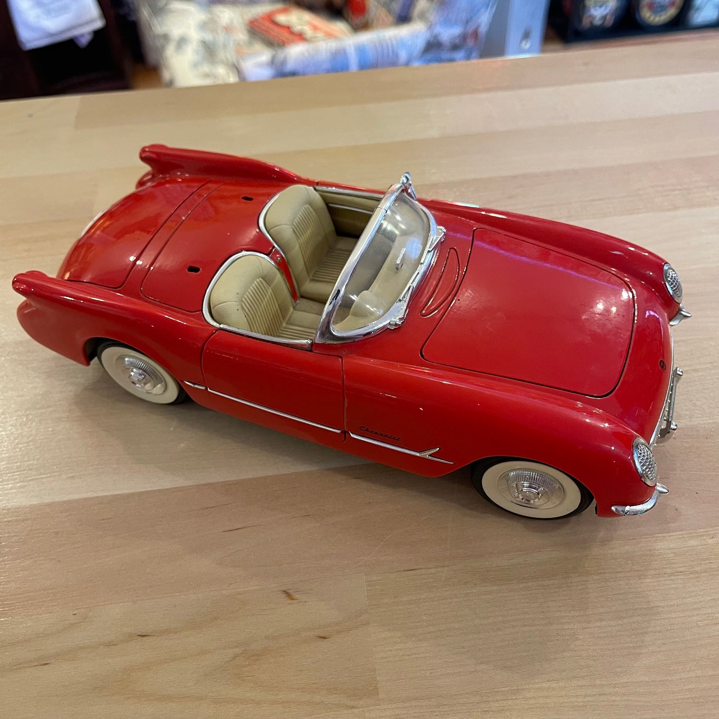 Mira 1:18 Scale 1954 Chevrolet Corvette Roadster (Red) - Made in Spain