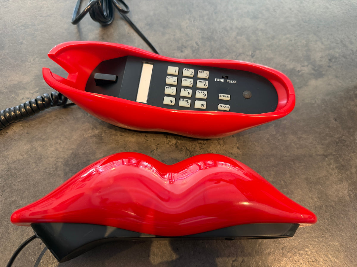 Hot Lips Telephone
