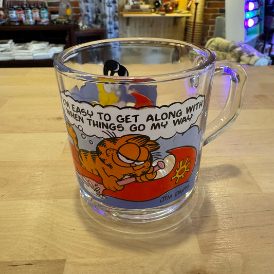 Garfield "Easy to Get Along With..." Vintage McDonald's Glass Mug