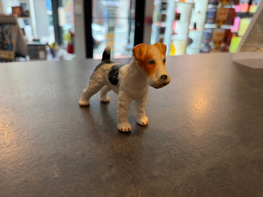 Pointing Terrier Figurine