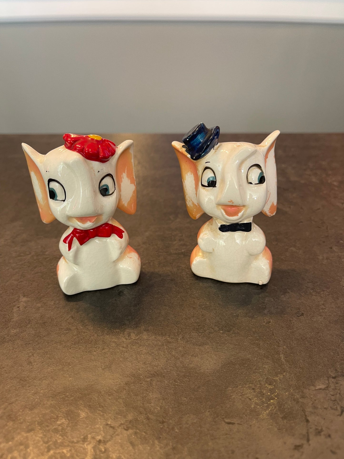 Elephant Couple Salt and Pepper Shakers