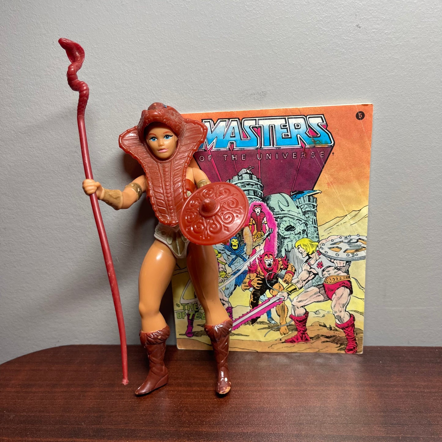 MOTU 1981 Teela Complete with Mini Comic