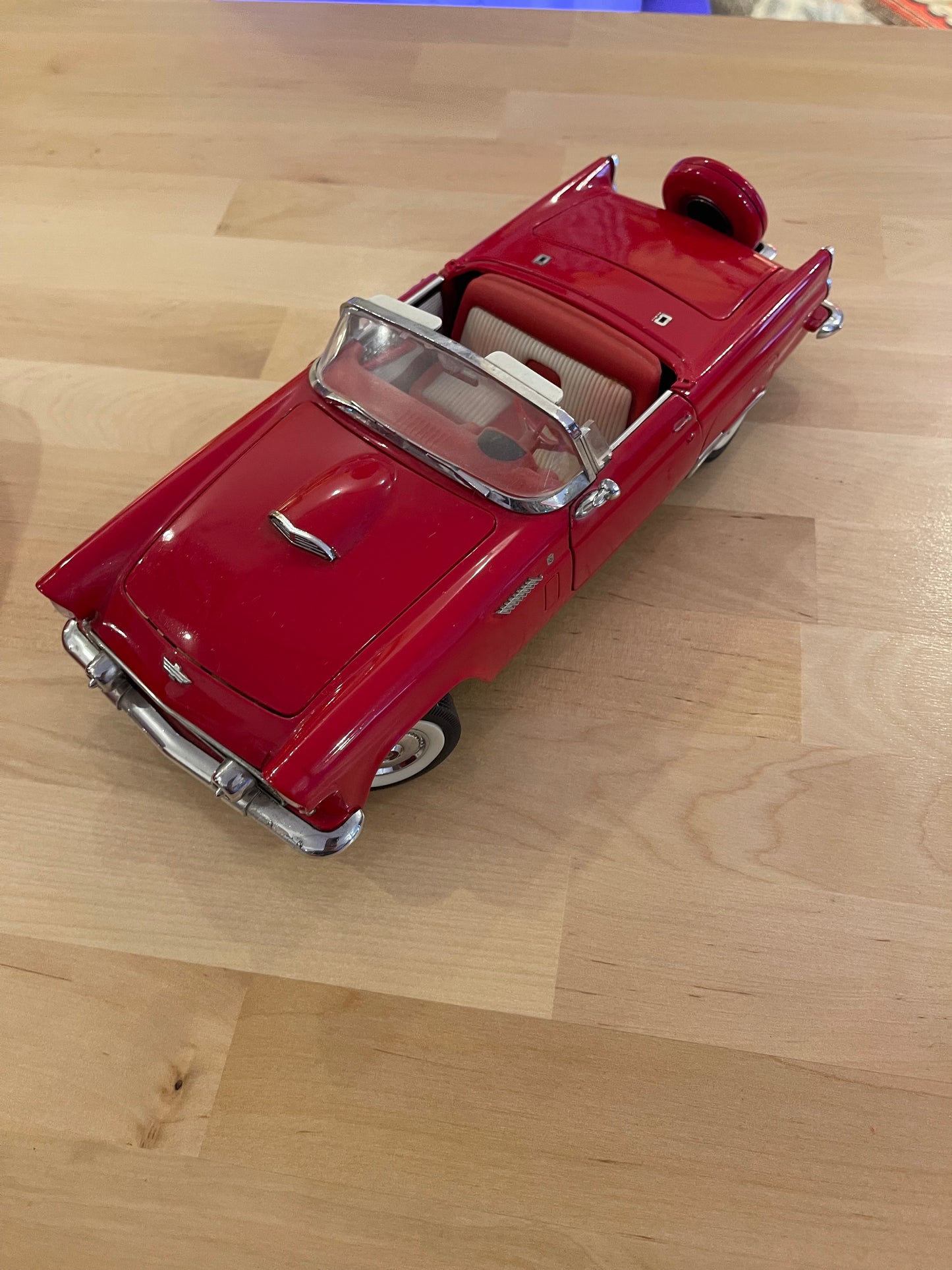 Vintage Testors 1:24 Scale 1956 Ford Thunderbird Convertible