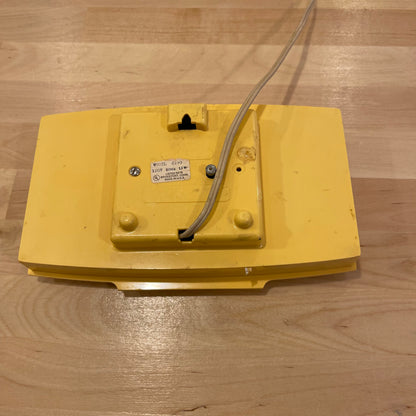 Yellow GE Clock (working)