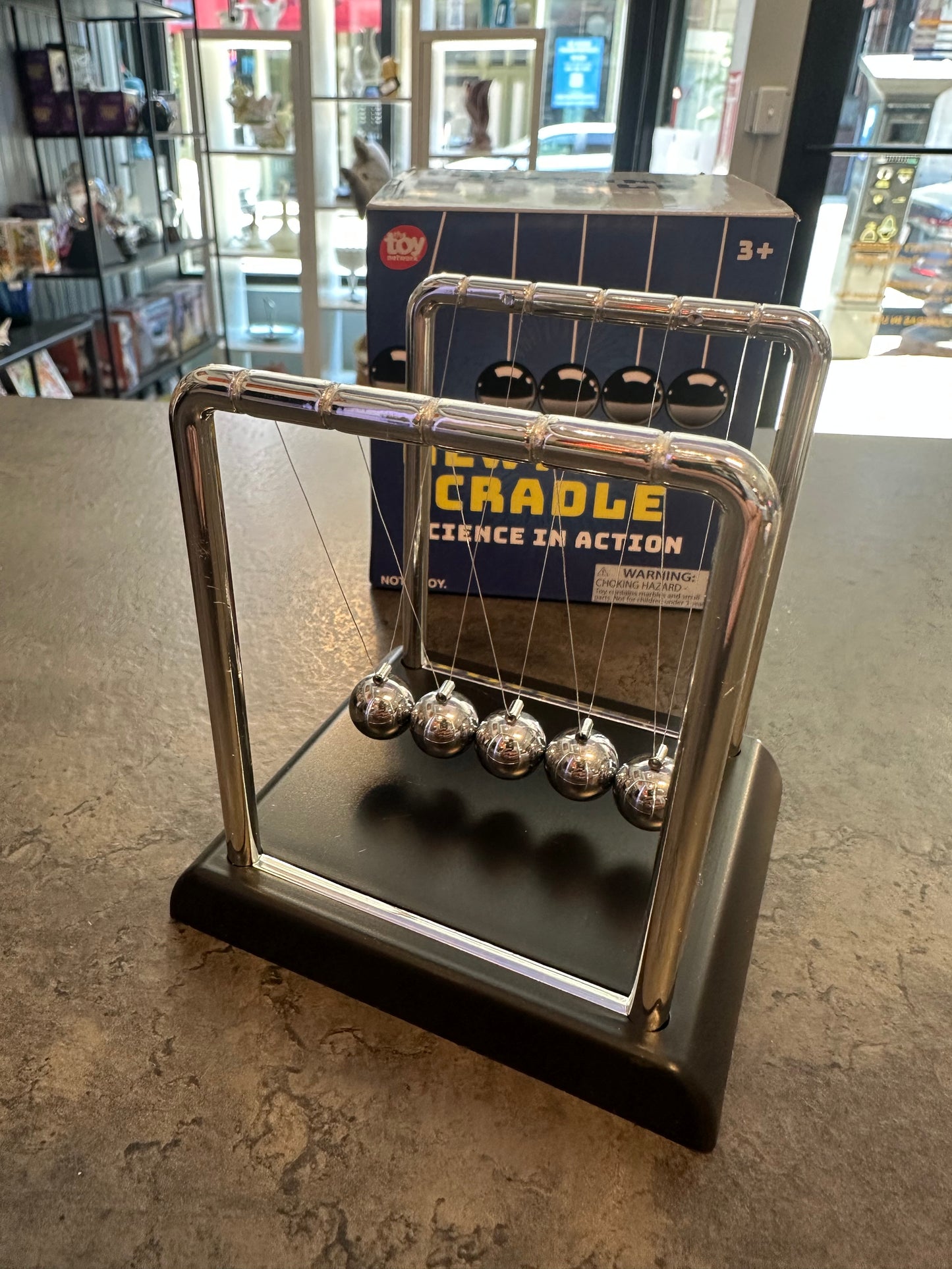 Desktop Newton's Cradle 4.25"