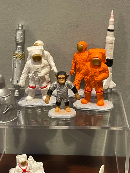 Set of 12 Safari LTD Spcae Toob Figures