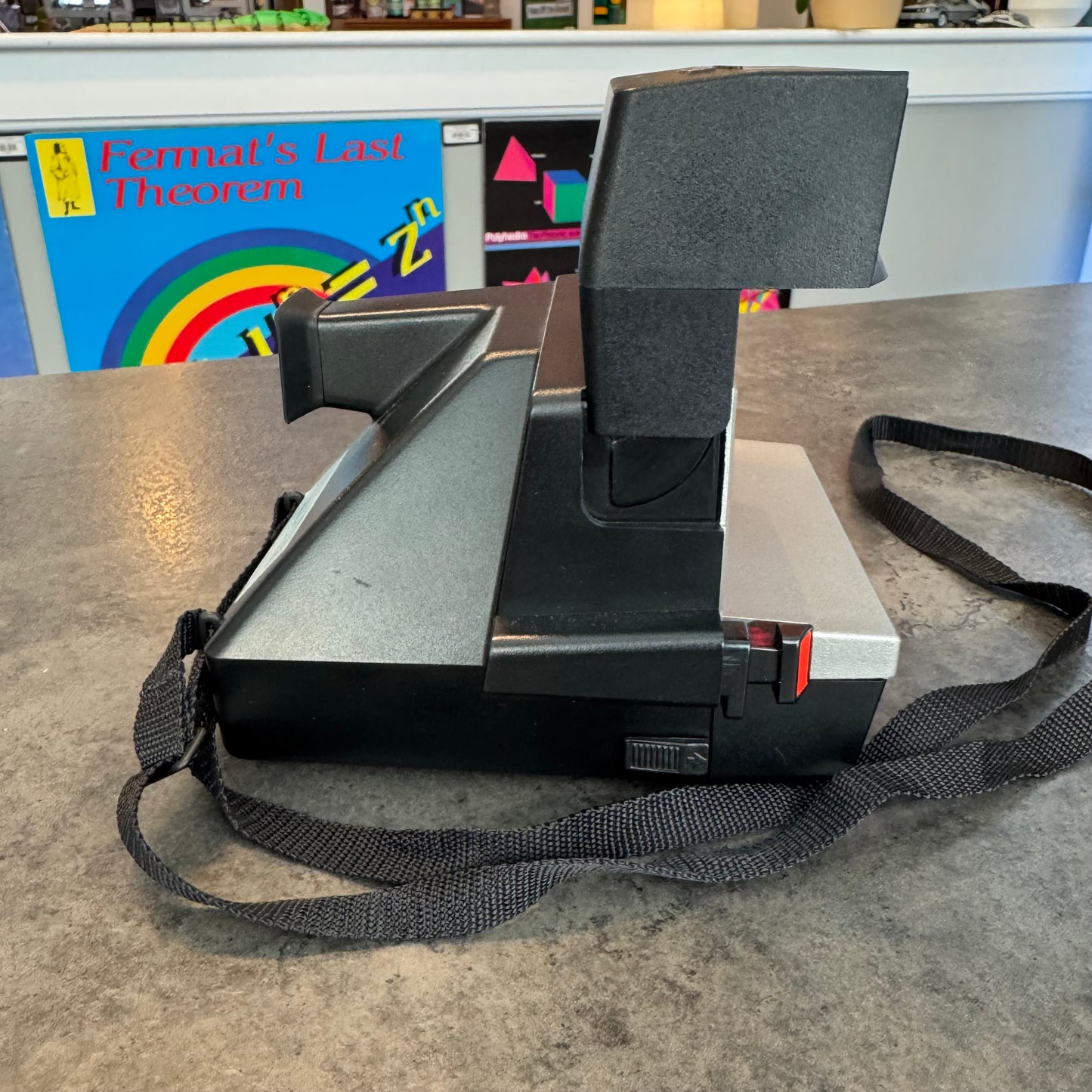 Polaroid Sun 600 LMS 600 Land Camera (Working)