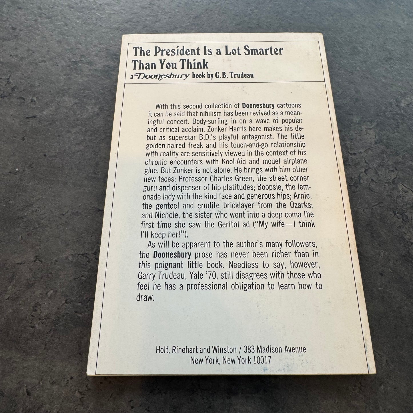 Doonesbury Paperback 1976 - " The President is a lot Smarter Than You Think"