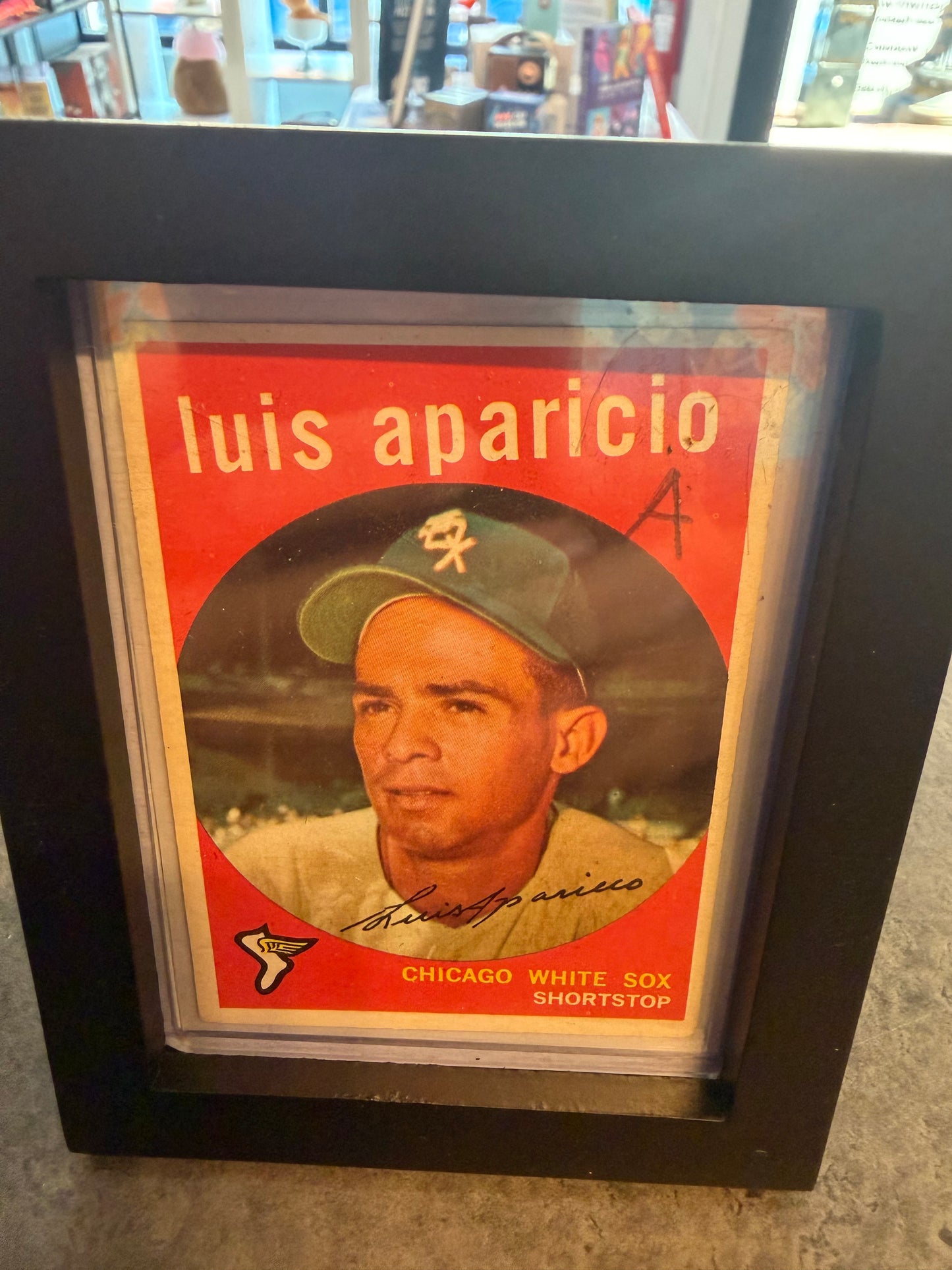 1960 Luis Aparcio Card Framed