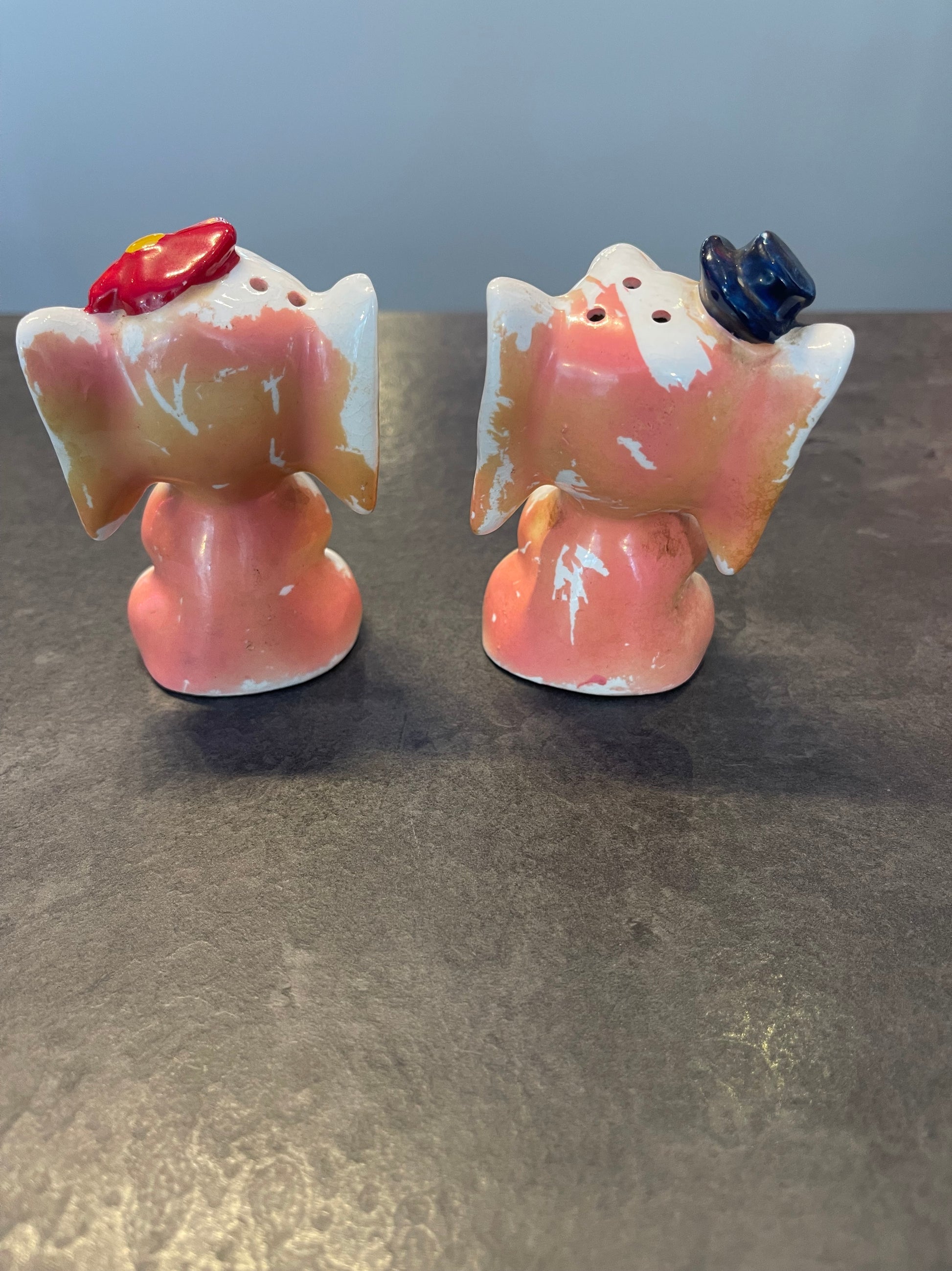 Elephant Couple Salt and Pepper Shakers