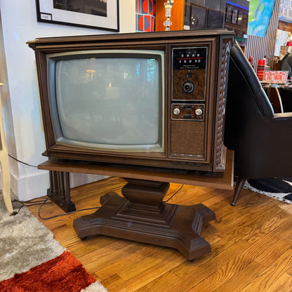 Magnavox Pedestal TV 1970s