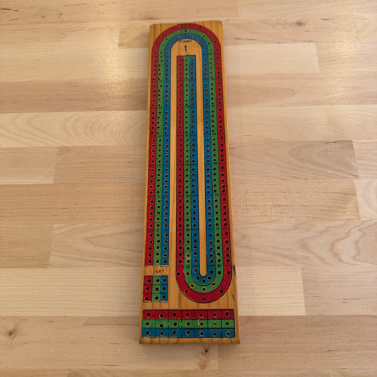 Cribbage Board w/5 pegs